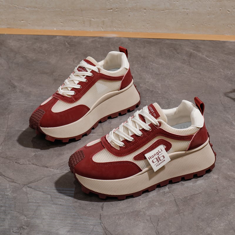 Sieviešu sporta ikdienas apavi — elpojoši, izturīgi pret nolietojumu un triecienu absorbciju; augšdaļa no sintētiskas ādas, gumijas zole; zems augšgals, iekšējā sieta oderējums