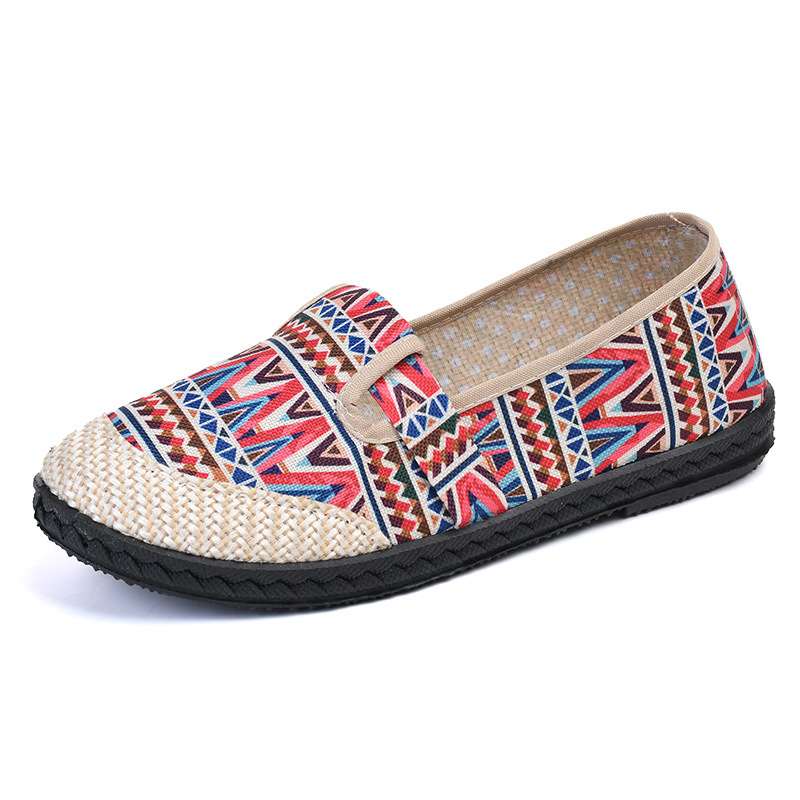 Etno platnene slip-on cipele za žene, zaobljen vrh, prozračna tkaninska uložak, ravna peta, ljeto