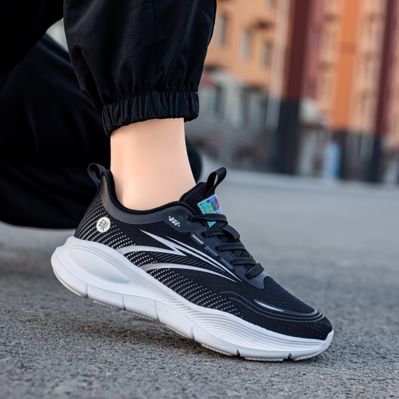 Vīriešu elpojoši tīklveida augšdaļas sporta apavi ar šņorēšanu, EVA iekšējā zole, plastmasas zole, piemēroti pavasarim un vasarai