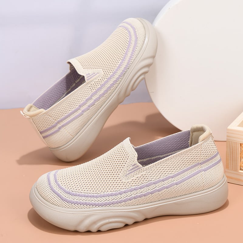 Ženske slip-on tenisice s Flyknit gornjim dijelom, prozračne i lagane, gumena potplata, okrugli vrh prsta, niski potplat 1–3 cm