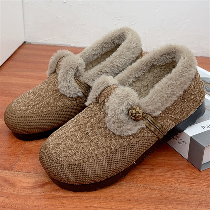 Zimske ženske pamučne cipele — gornji dio od tkanine, unutarnja podstava od umjetnog kratkog pliša, zaobljena nosnica, gumena podplat, niski potpetica 1–3 cm