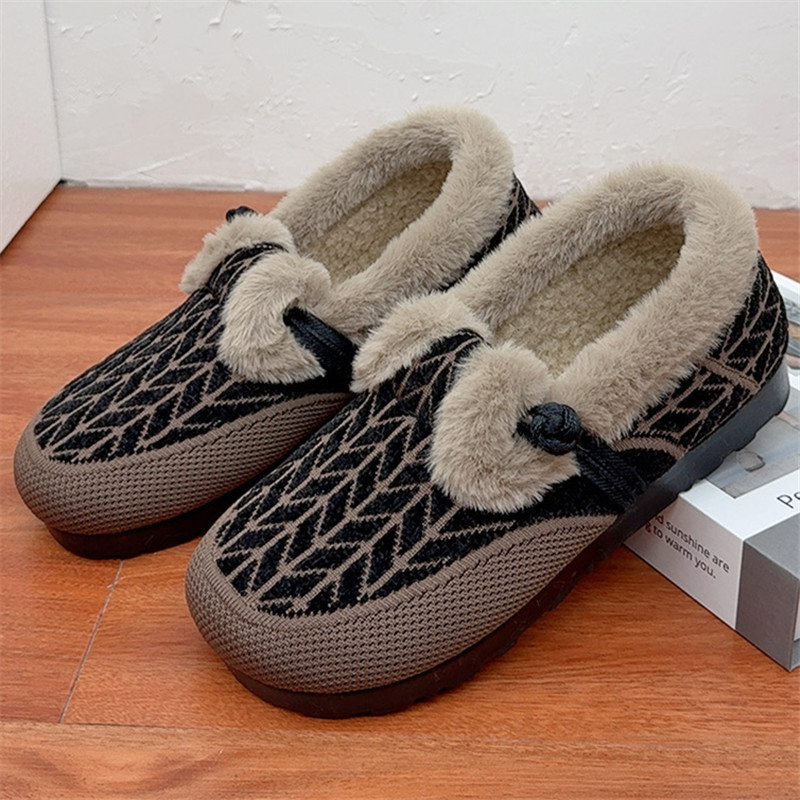 Zimske ženske pamučne cipele — gornji dio od tkanine, unutarnja podstava od umjetnog kratkog pliša, zaobljena nosnica, gumena podplat, niski potpetica 1–3 cm