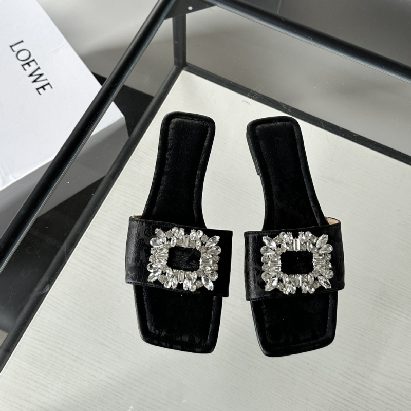 Ženske sandale s plosnom potplatom, otvorenim prstom i rhinestones – Korejski stil; Gornji materijal: super vlakno; Unutarnji materijal: umjetna koža; Potplat: gumeni; Ljeto 2025 izdanje