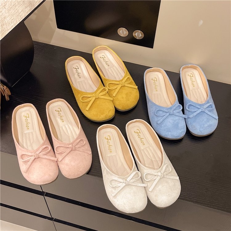 Sandale slip-on cu degetul închis, exterior PU artificial, căptușeală din piele sintetică, talpă din cauciuc, respirante