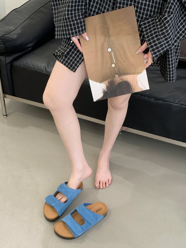 Moterų Velcro platformos šlepetės, etninio stiliaus, apvalus priekis, gumos padas, viršus: super pluoštas (Pavasaris 2025)