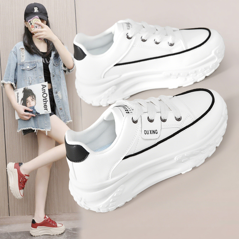 Дамски платнени обувки с повдигащ ефект – връзки, дебел под (Върх: синтетична кожа; Подметка: PVC; Затваряне: връзки; Тип подметка: дебела)