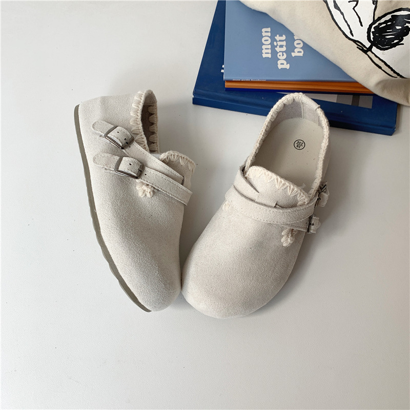 Sieviešu slip-on loaferi ar PU augšpusi, elpojoša sieta iekšējā odere, zems augšdaļas profils, rudens 2025