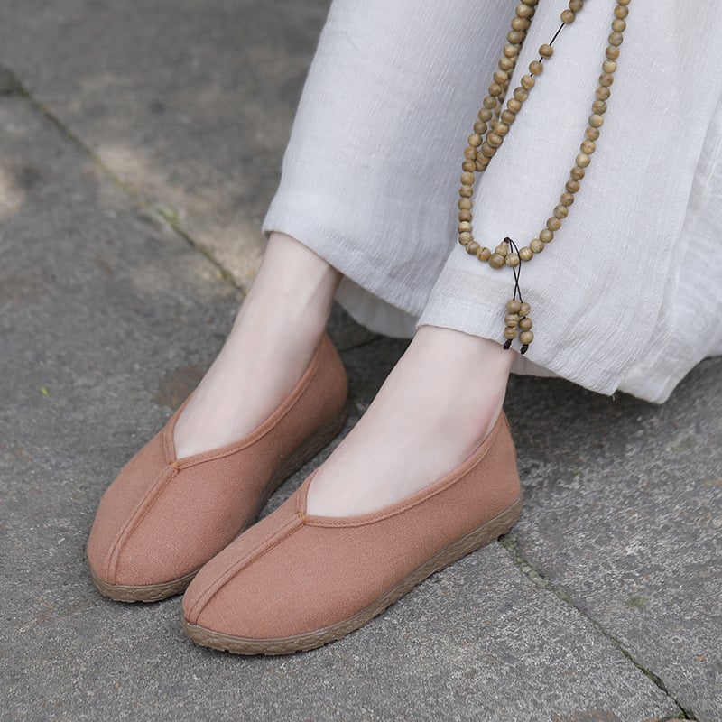 Moteriški retro audinių bateliai, viršutinė dalis iš medvilnės, apvali nosis, žemas viršus, klijuotas kulnas 3–5 cm