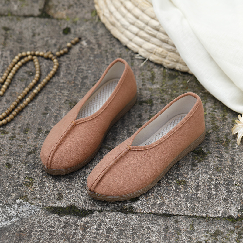 Moteriški retro audinių bateliai, viršutinė dalis iš medvilnės, apvali nosis, žemas viršus, klijuotas kulnas 3–5 cm