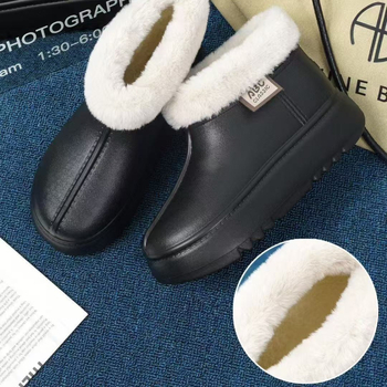 Női téli EVA bakancs plüss béléssel, EVA felső rész, EVA talp, 3-5 cm sarok, kerek orr