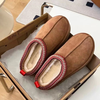 Korejski stil casual gležnjače s visokim gornjim dijelom od kravljeg velura, gumena potplata, debela potplata, unutarnja umjetna krzna, zimi