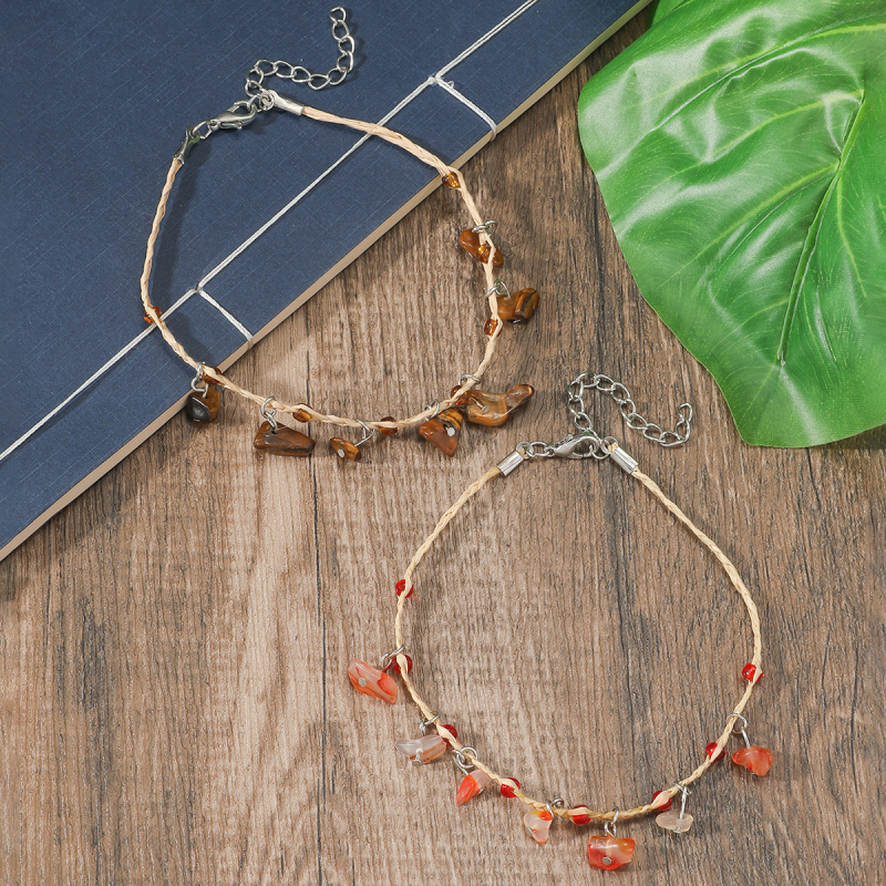 Boho stil gležanj narukvica s geometrijskim dizajnom, rafija pletena i zvončići