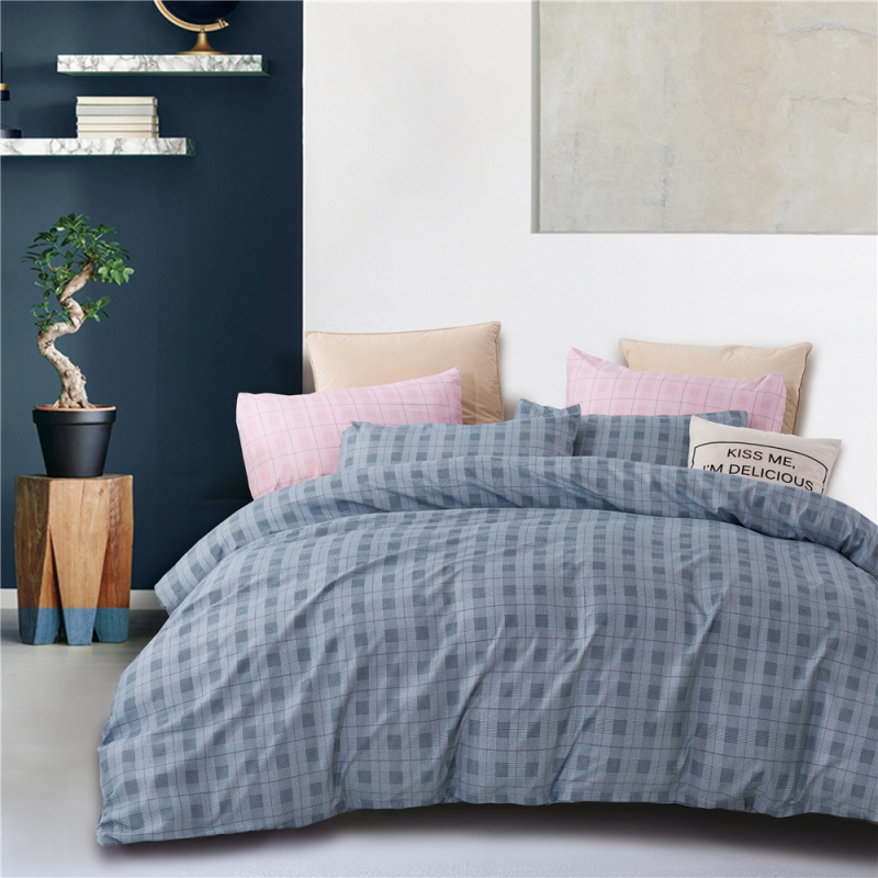 Kolmemeosaline voodipesu komplekt: katte ja kaks padjapüür, polüester, reaktiivne värvimine, lihvitud kude, kaasaegne minimalistlik stiil