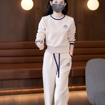 Ženski dvodijelni casual set s okruglim izrezom, dugim rukavima, Capri hlačama, PVC tkanina, proljeće 2025 izdanje