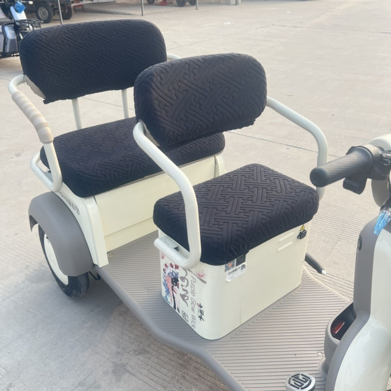 Sēdekļa pārvalks elektriskajam triciklam – šķiedru materiāls, universāls visiem gadalaikiem, bez logotipa