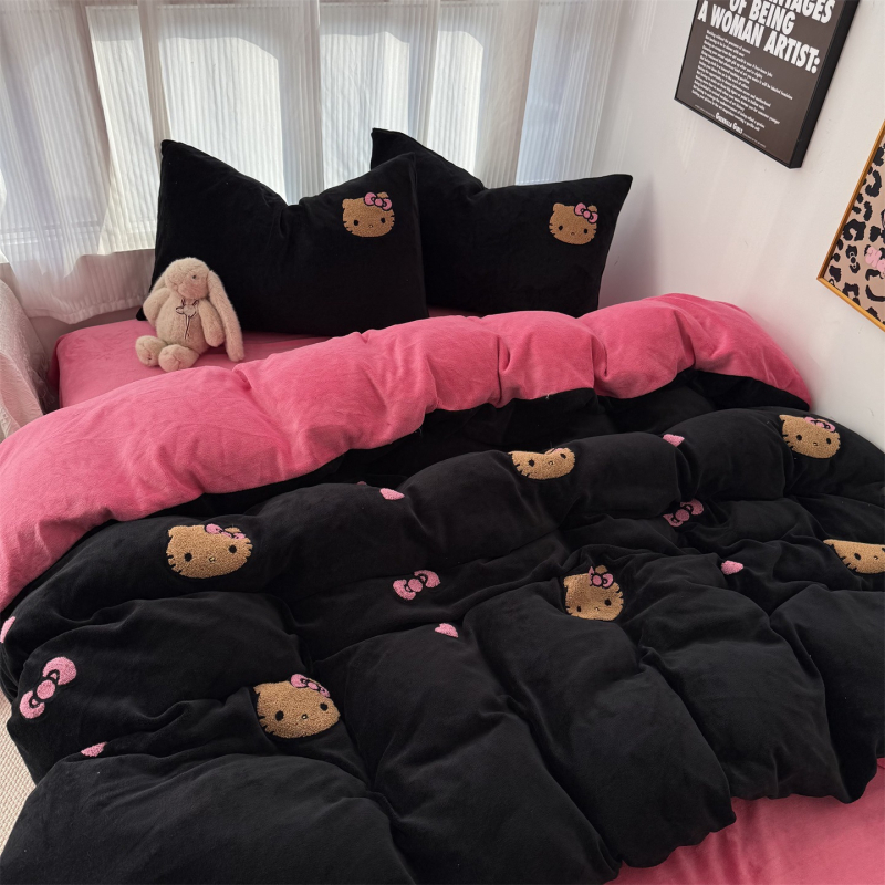 Jesensko-zimski debeli Milk Velvet set s mačkom appliacijom i izvezom, četvero-dijelni set, karikatura dizajn, jednostavan studentski stil
