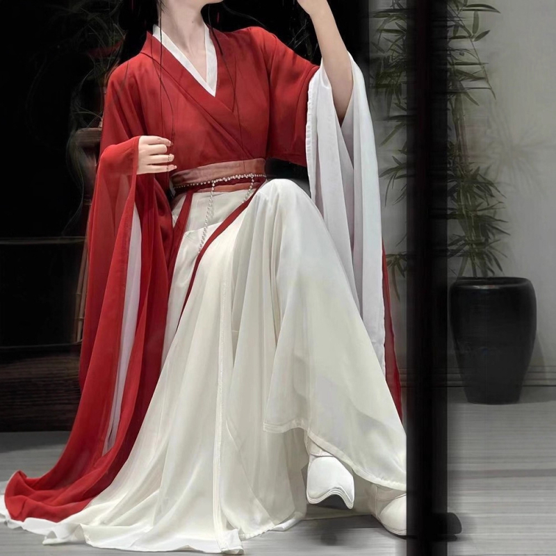 Hanfu Ruqun komplekts, Han dinastijas stilā, piedurknes ar bultiņu formu, burtiem/skaitļiem/tekstu raksts, TR audums (70-80% poliestera)