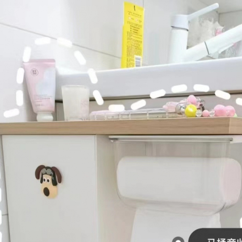 Vannas istabas sienas uzglabāšanas kārba tualetes papīram, ūdensnecaurlaidīga, caurspīdīga, no polipropilēna, tilpums 2 l