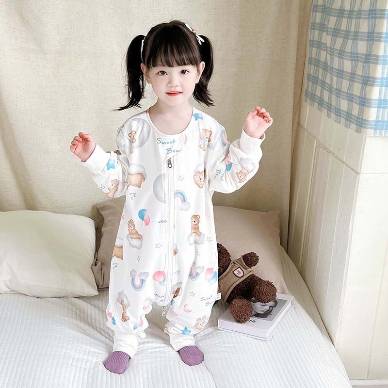 Gyerekeknek szóló két rétegű pamut alvózsák, tiszta pamut töltéssel, karikatúra mintával, lábakkal elválasztott kialakítással, tél–tavasz–őszre