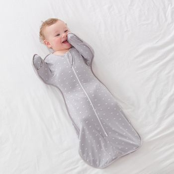 Újszülött babáknak swaddle kialakítású alvózsák, modal anyag és bélés, nylon cipzár