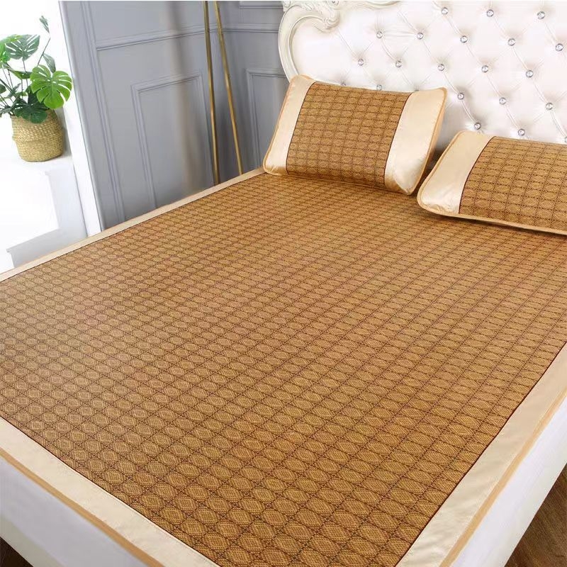 Ljetna prostirka za hlađenje s ratanskom pletenom i ice silk materijalom; veličine: 2 m ratana prostirka, 1,5 m ice silk prostirka i 0,6 m dječji slameni prostir.