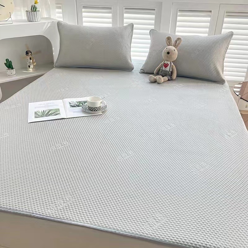 Trodijelni set Ice Silk jedne boje, s elastičnom navlakom za madrac