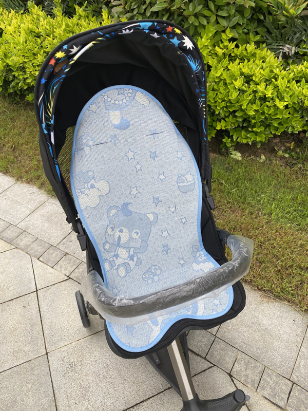 Автомобилна седалка (Ice Silk текстил; Марка Le Lebo; Категория: Car Seat)
