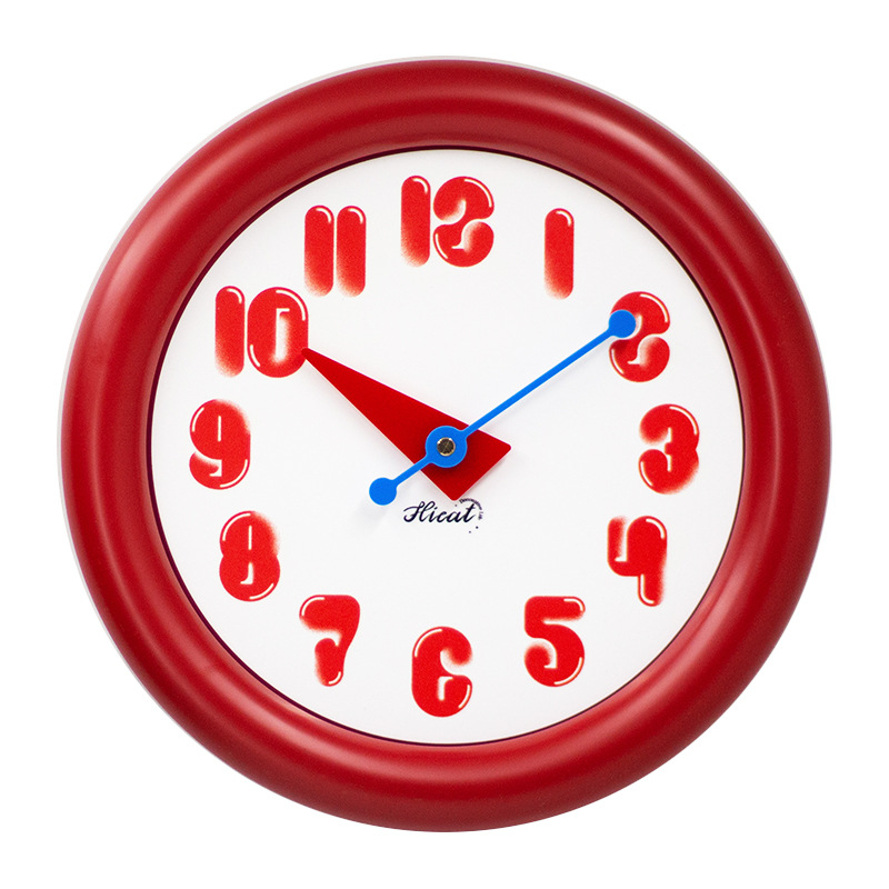 Zidni sat, okruglo plastično kućište, kvarcni mehanizam, napajanje baterijom, analogni prikaz s brojevima