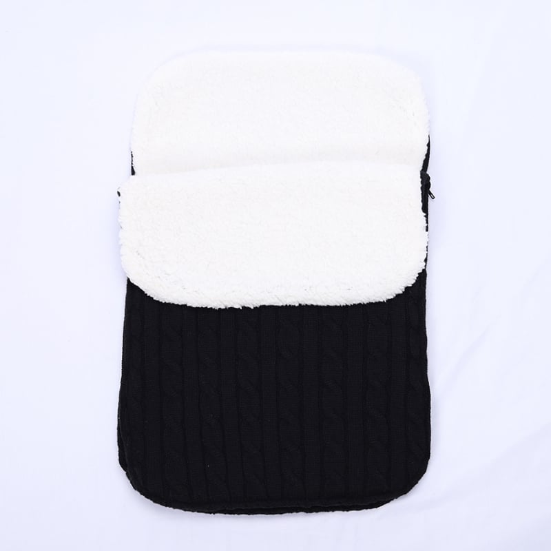 Beebide magamiskott, kootud akrülist väliskih, puuvillane täidis, tõmblukuk, jalgade löögikindel disain