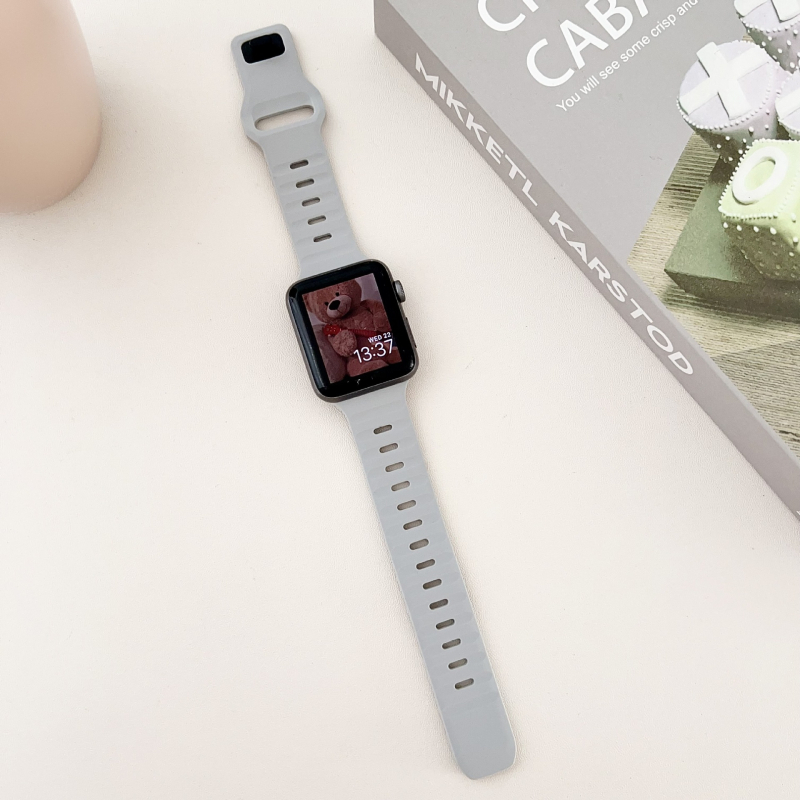 Apple Watch silikoonrihm, sportlik stiil, klamblukk Snap, ühilduv Apple Watchiga, välja antud 2023