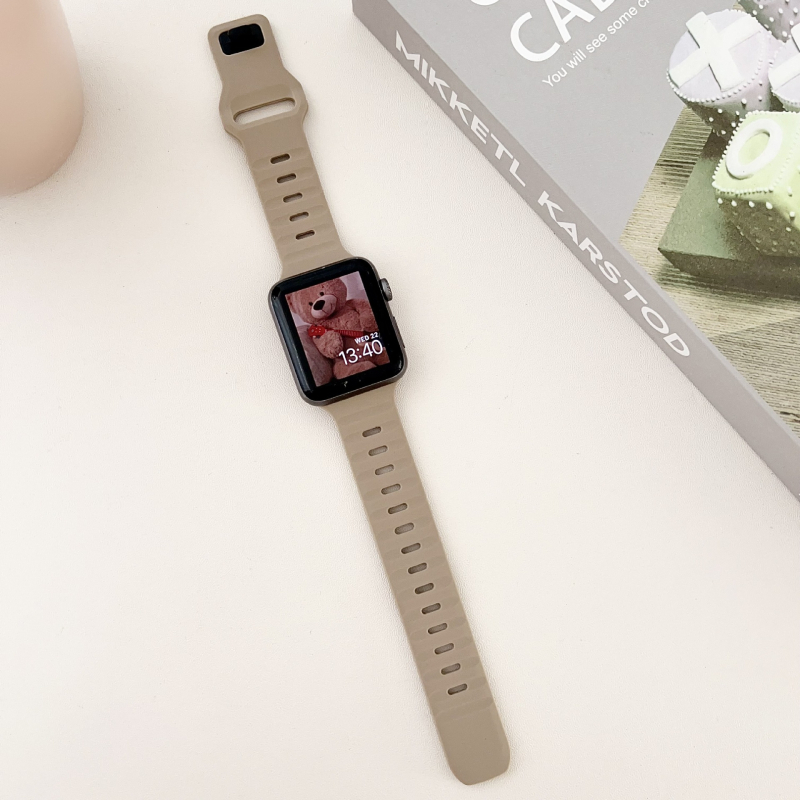 Apple Watch silikoonrihm, sportlik stiil, klamblukk Snap, ühilduv Apple Watchiga, välja antud 2023