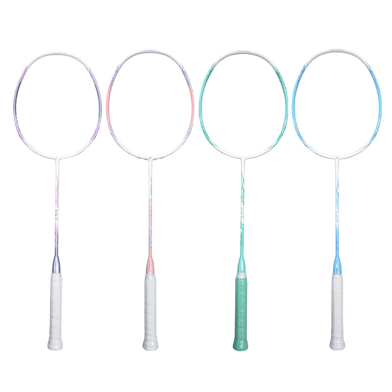 Badminton raketa s cijelim karbonskim okvirom, težina 75–79 g, izravan udarac, kontrola lopte, mogućnost prilagođavanja