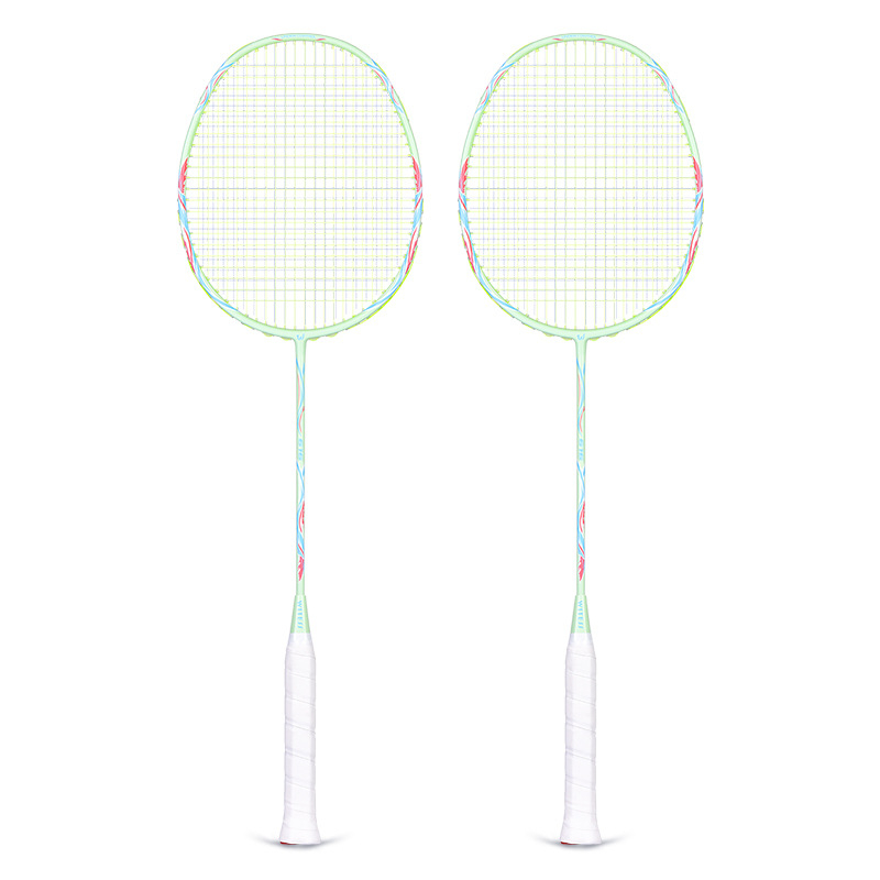 Badminton raketa Witess – okvir od karbonskih vlakana, težina 80–84 g, ravno vratilo, najlonske strune