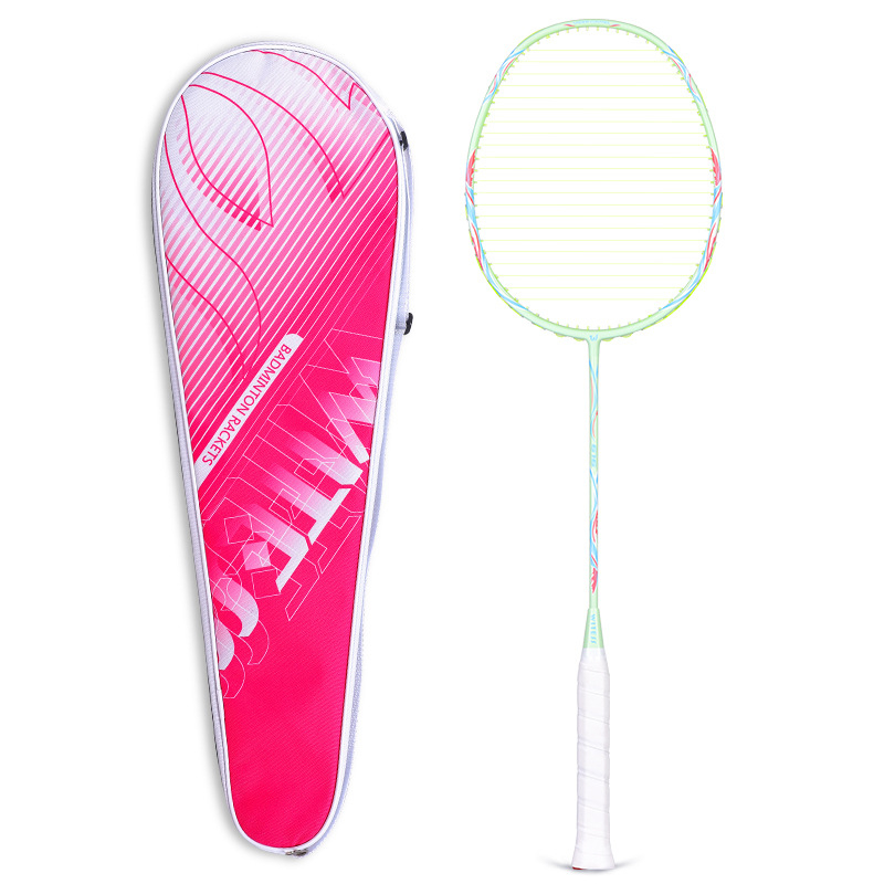 Badminton raketa Witess – okvir od karbonskih vlakana, težina 80–84 g, ravno vratilo, najlonske strune