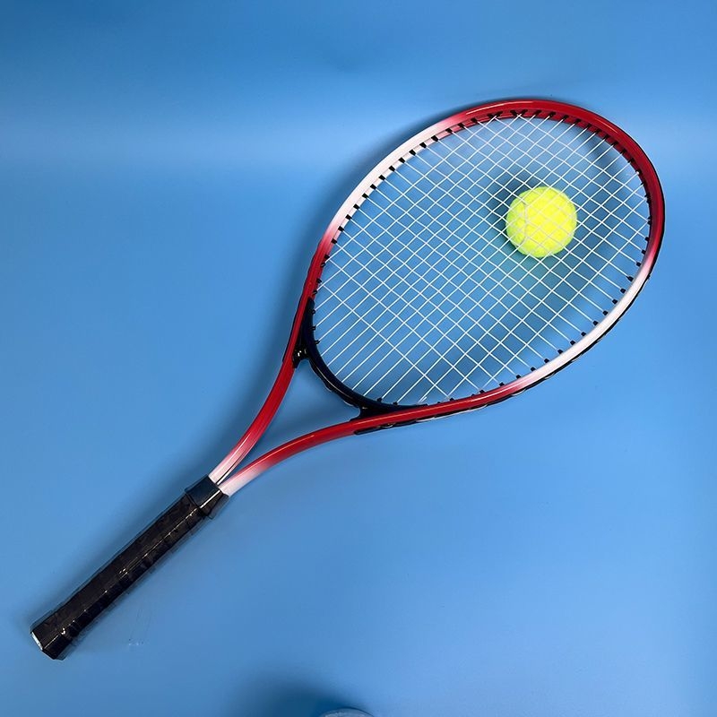 Tenis raketa za početnike, okvir od karbonsko-aluminijske legure, težina 95–100 g, direktan udarac, srednja tvrdoća