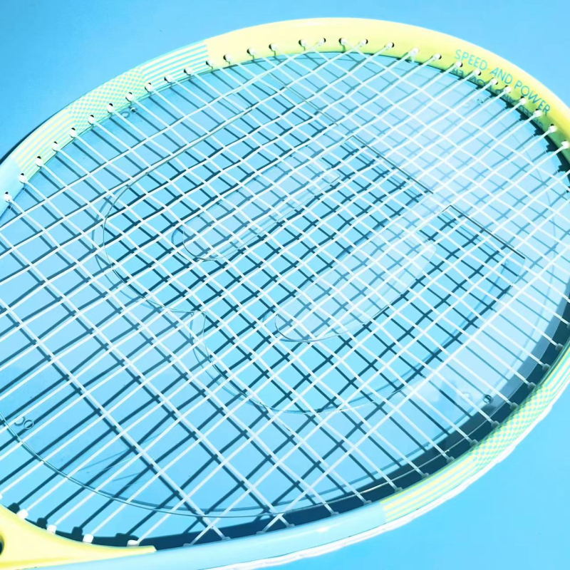 Plastična pločica za označavanje teniske rekete s LOGO šablonom i grafiti stilom perifernog dizajna za fanove Cai Xukun