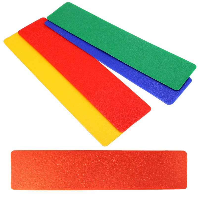 Echipamente de antrenament – Markeri PVC pentru terenul de fotbal, Personalizare disponibilă, Nai Force