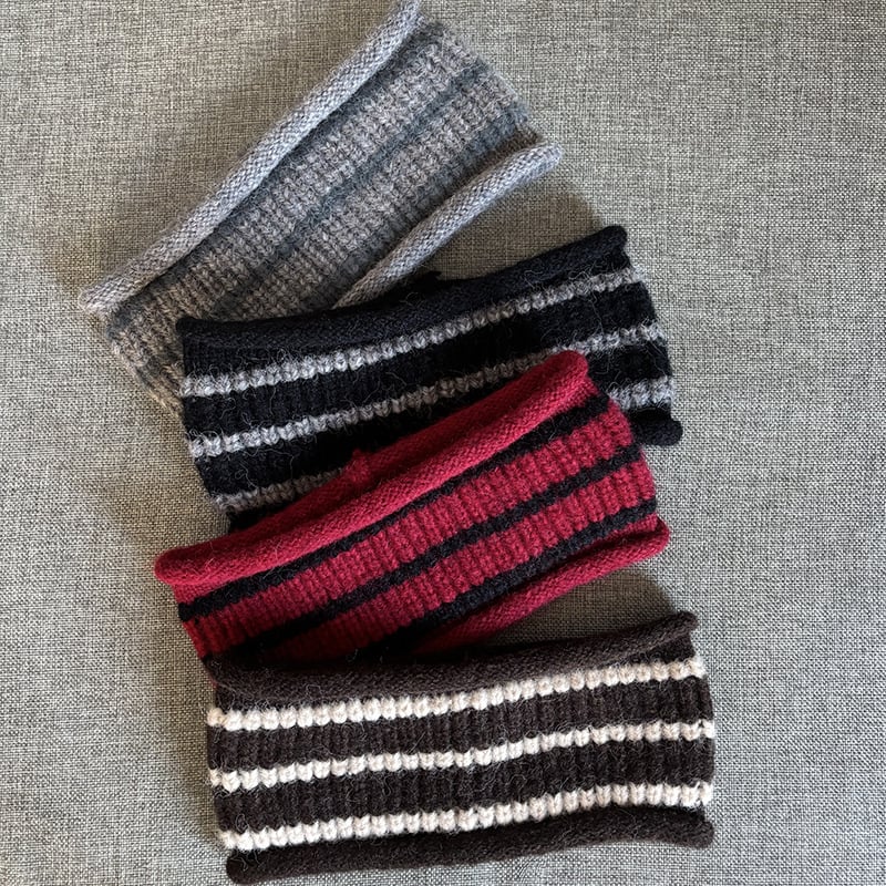 Sporta galvas lente – svītrainā vilna, sviedru uzsūcoša, universāla, piemērota tenisam, basketbolam un badmintonam, korejiešu stila skrējiens