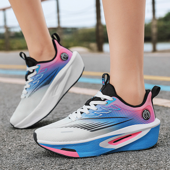 Unisex skrējiiena kurpes ar sietiņa augšdaļu, elpojošas, vieglas, gumijas zole, ar šņorēm