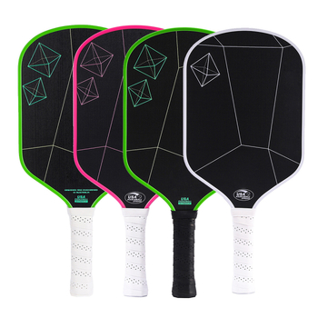 Raketa za pickleball: jednodijelna konstrukcija, mat završna obrada, proširena debljina od 16 mm; materijal: karbonska vlakna; težina: 220 g; brend: Nothing