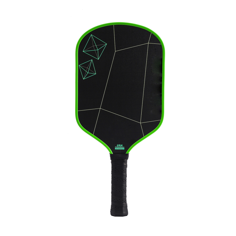 Raketa za pickleball: jednodijelna konstrukcija, mat završna obrada, proširena debljina od 16 mm; materijal: karbonska vlakna; težina: 220 g; brend: Nothing