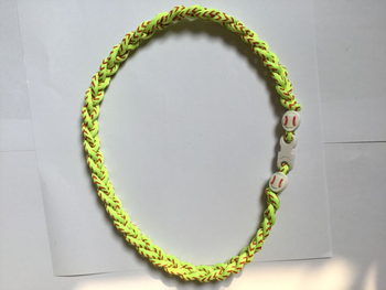 Колие с три преплетени нишки – унисекс, У-образно, персонализируемо, произход: Шънжен, лято 2022