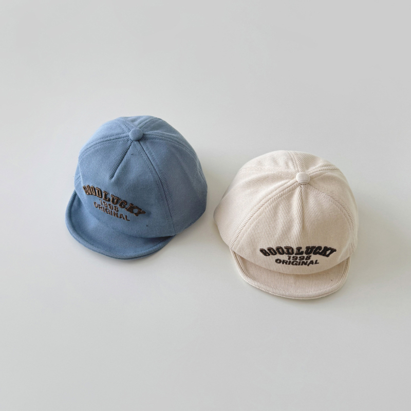 Zīdaiņu beisbola cepure ar mīkstu brim, poliesters, elpojoša, vēja izturīga, saules aizsardzība, izšūti detaļas, vecums 6–12 mēneši, 1–2 gadi, 2–4 gadi