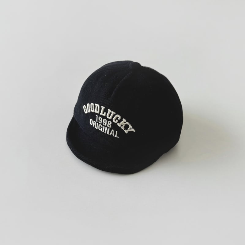 Zīdaiņu beisbola cepure ar mīkstu brim, poliesters, elpojoša, vēja izturīga, saules aizsardzība, izšūti detaļas, vecums 6–12 mēneši, 1–2 gadi, 2–4 gadi