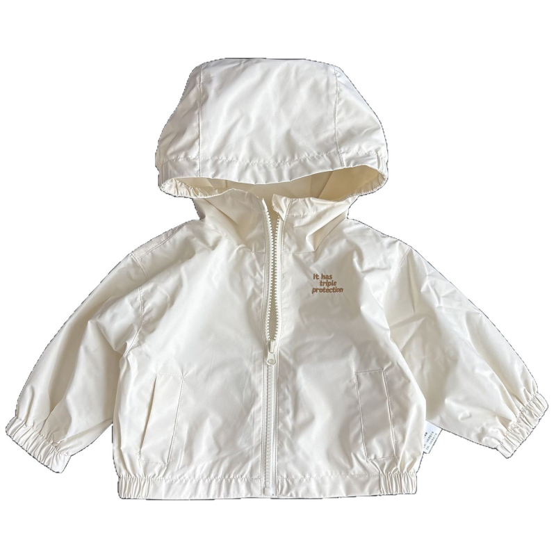 Zēnu kapucēta jaka pavasarim un rudenim, 2025. gada modelis, 100% poliesters, ūdensizturība 8000 mm, elpojamība 10001–15000 mm, pilnībā teipētas šuves