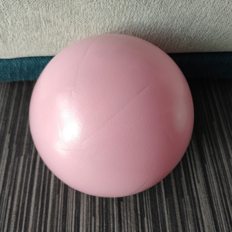 Deblja otporna na eksploziju joga lopta za Pilates s matiranom površinom, PVC, 150 g, napuhiva, mogućnost prilagodbe, podrijetlo Yiwu Zhejiang, pogodna za plesne pokrete