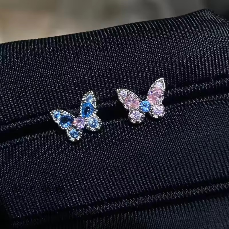 Capă înlocuibilă pentru știfturi buze/urechi cu zirconiu, bază din cupru, lustruit, filet extern, formă animal/zodie