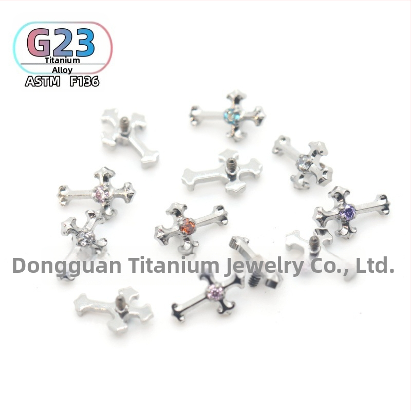 F136 titánové náušnicové a piercing do pier kríž so zirkónmi, leštený povrch, unisex