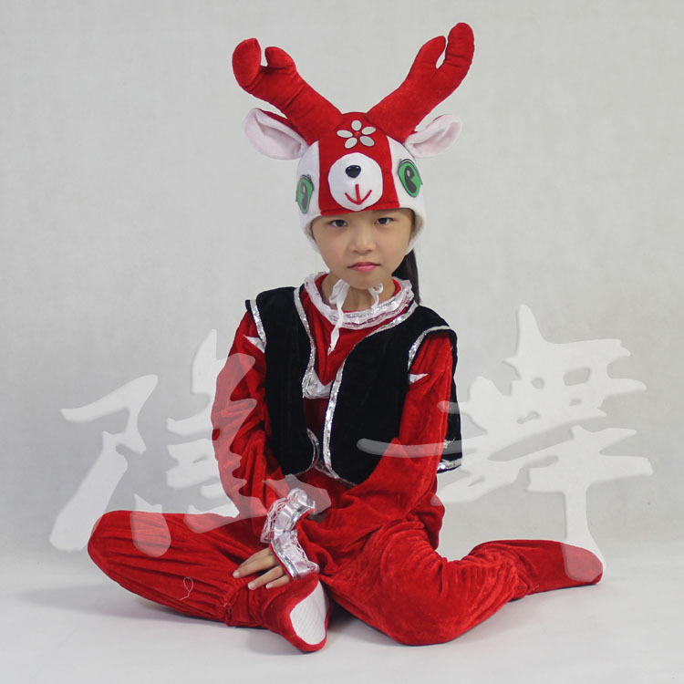 Bērnu izpildes kostīms ar dzīvnieku motīvu — poliesteru audums, velvudas efekts, maiga apdare, drošības klase B, piemērots bērniem virs 8 gadiem