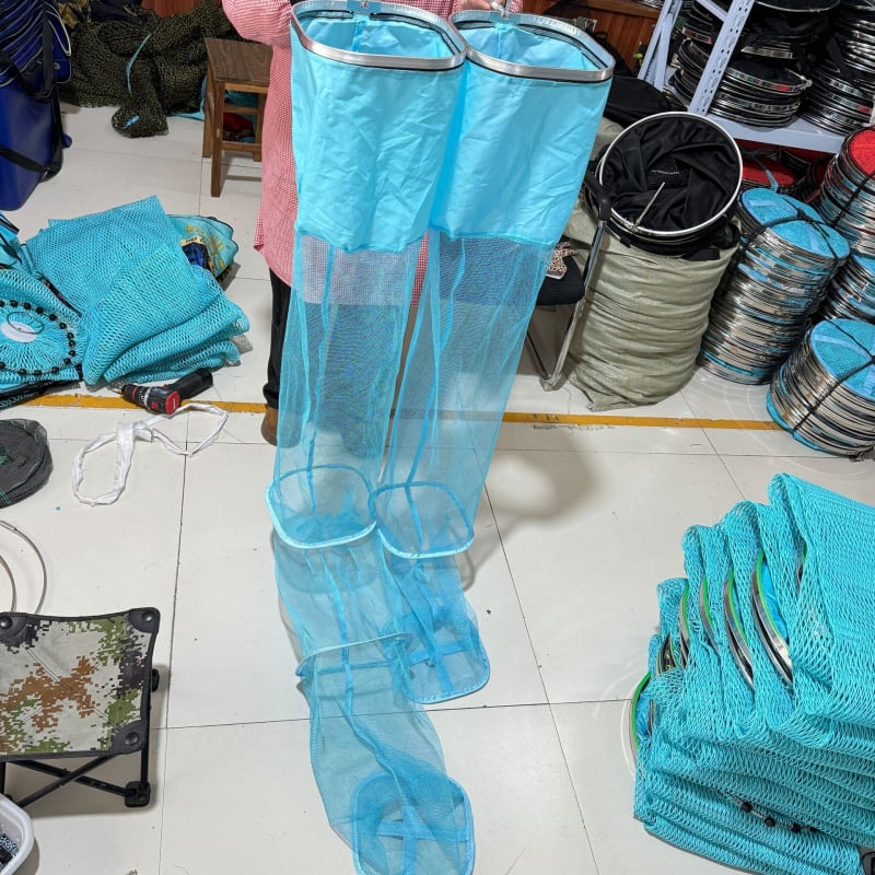 Kokkupandav nailonist kalastusvõrk-kott tiheda ruudustikuga, kiire kuivatamine